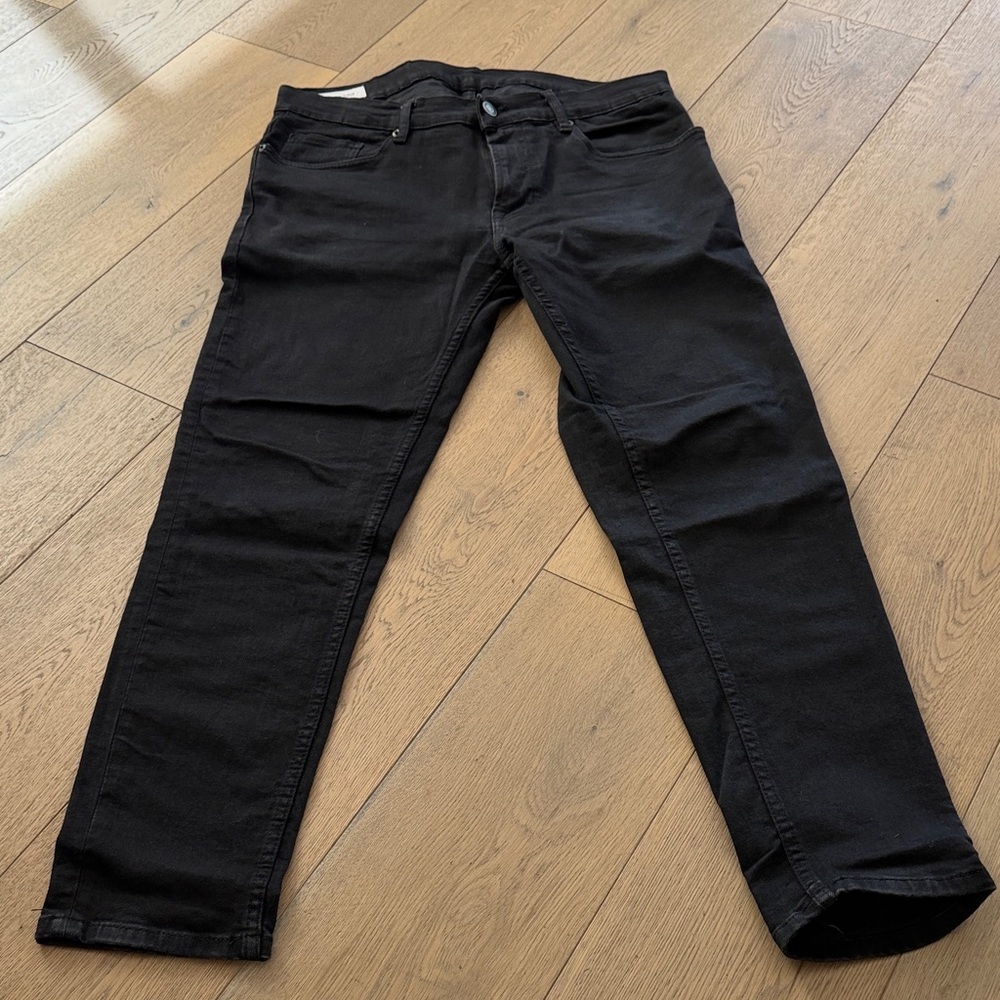 Zara Men's Dark Black Straight Jeans
